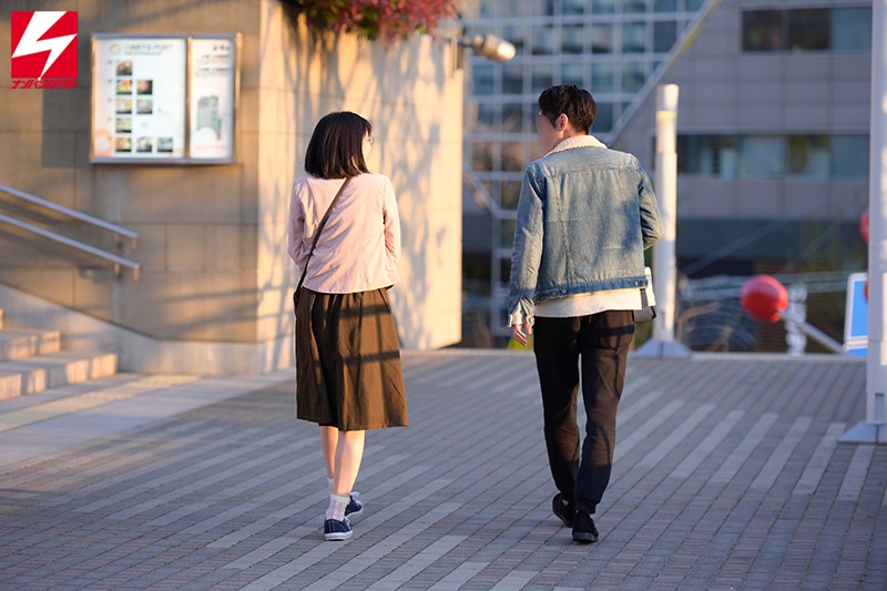 ナンパしたその日はハメない、後日再会してムチャクチャ中出しSEXした。